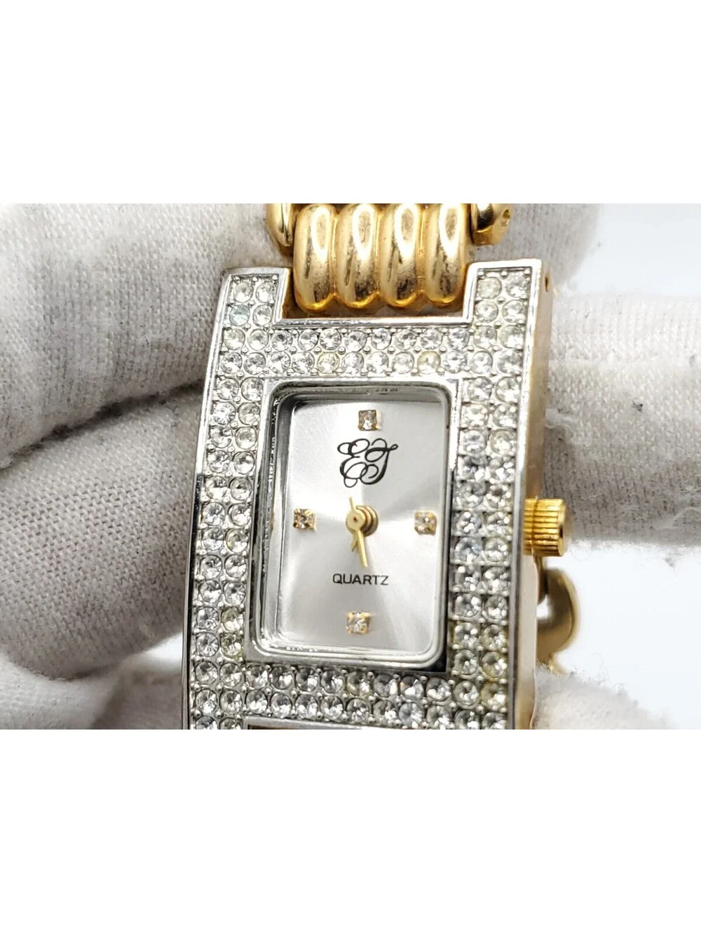 Elizabeth Taylor Womens Watch New Battery Gold Tone Silver Dial Rectangle 22mm
